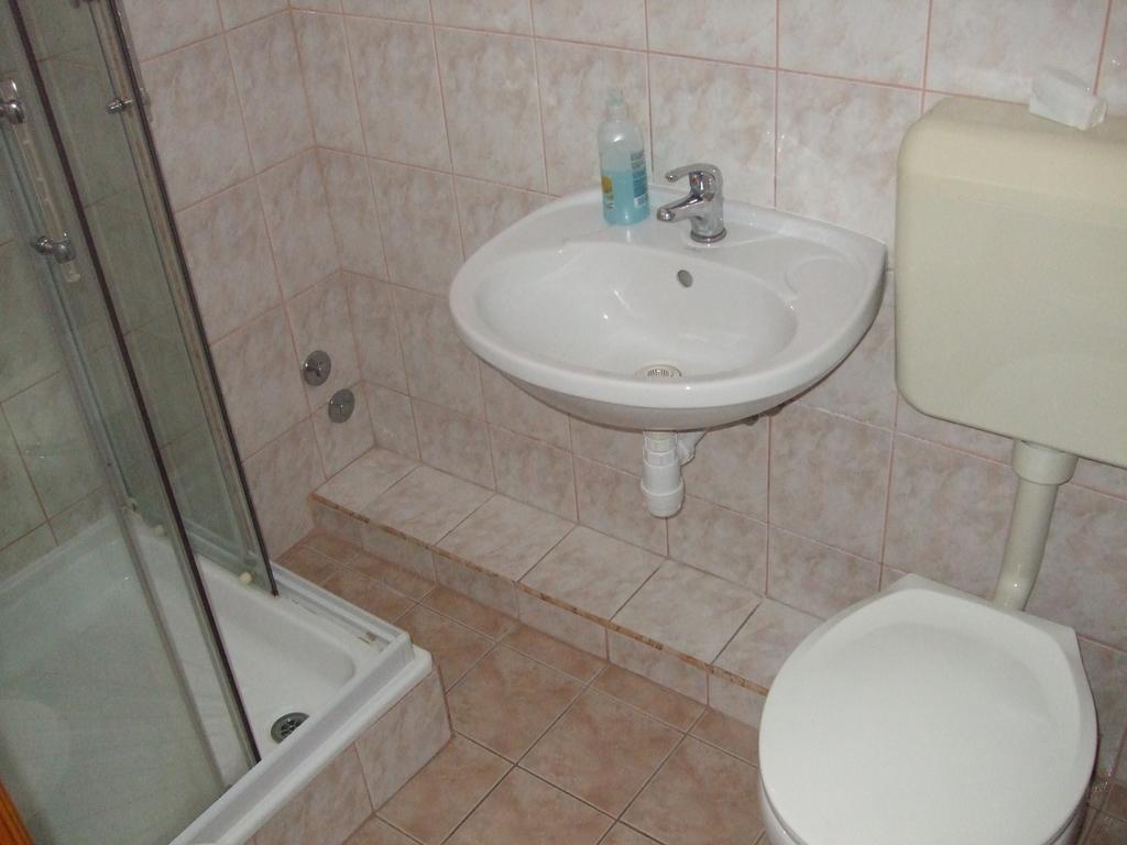Bed and Breakfast Timarhaz Panzio Сегед Номер фото